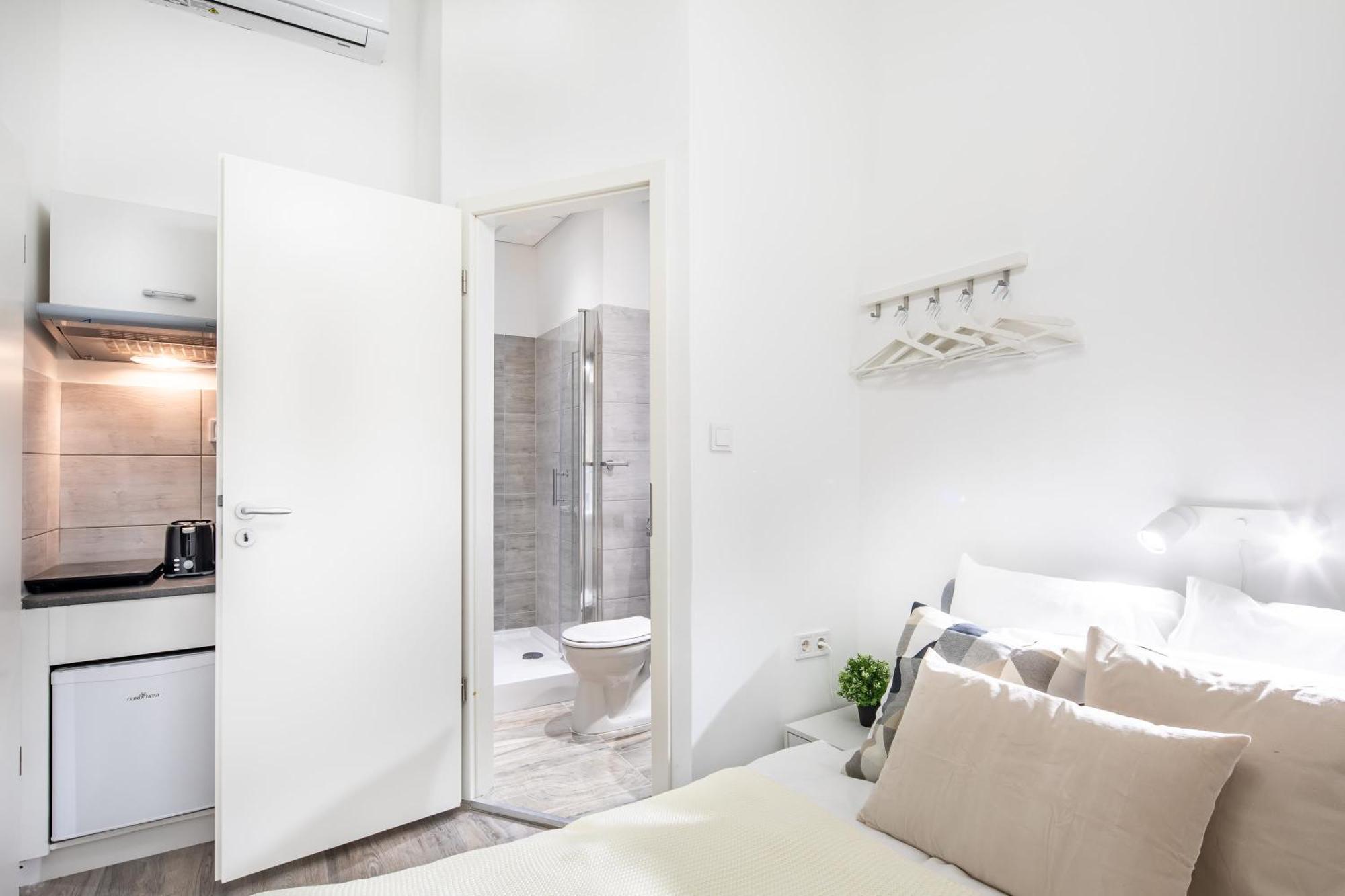 Very Central - Small Studio For Solo Traveller ブダペスト エクステリア 写真